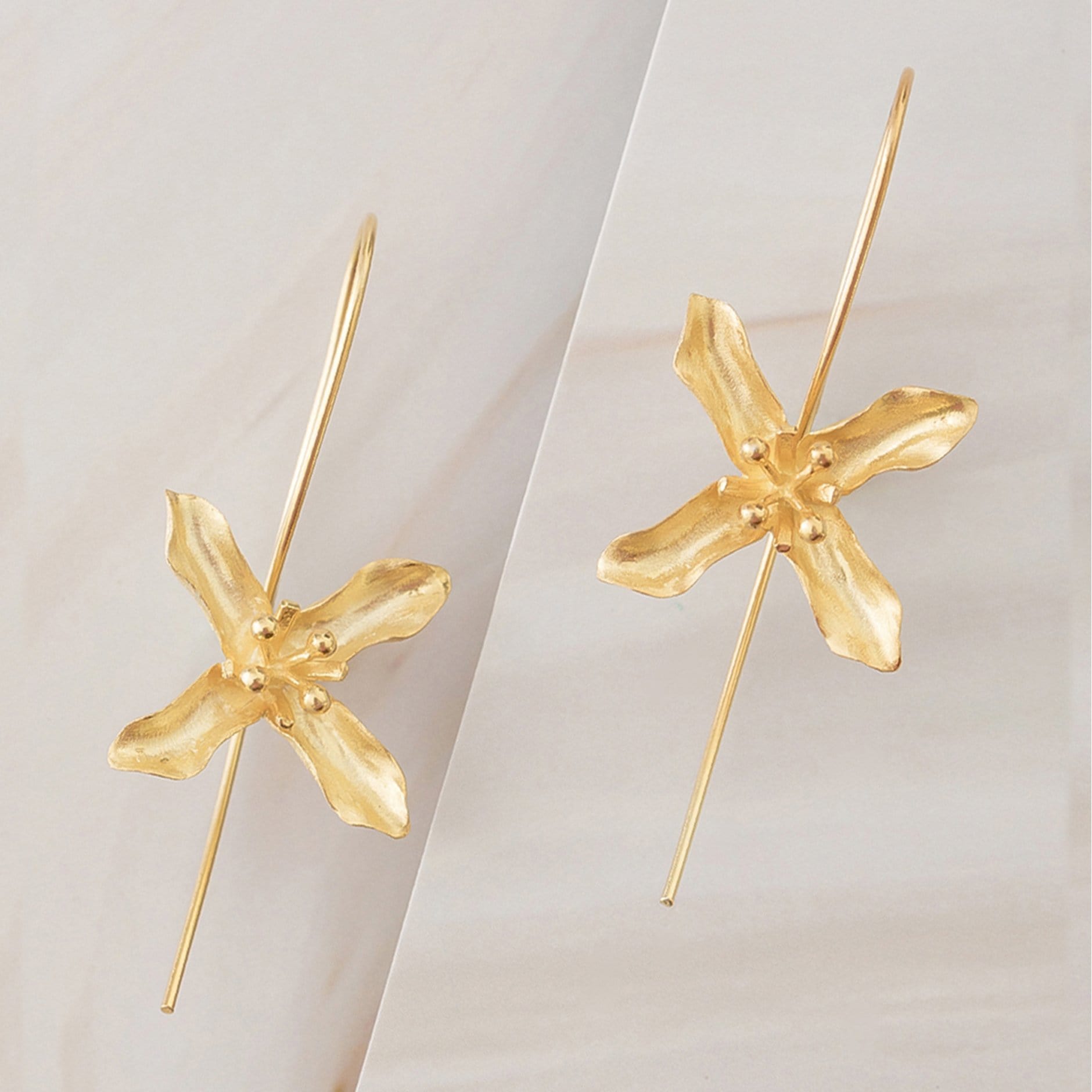 Emblem Jewelry Earrings Gold Tone Sweet Santan Flower Large Drop Earrings