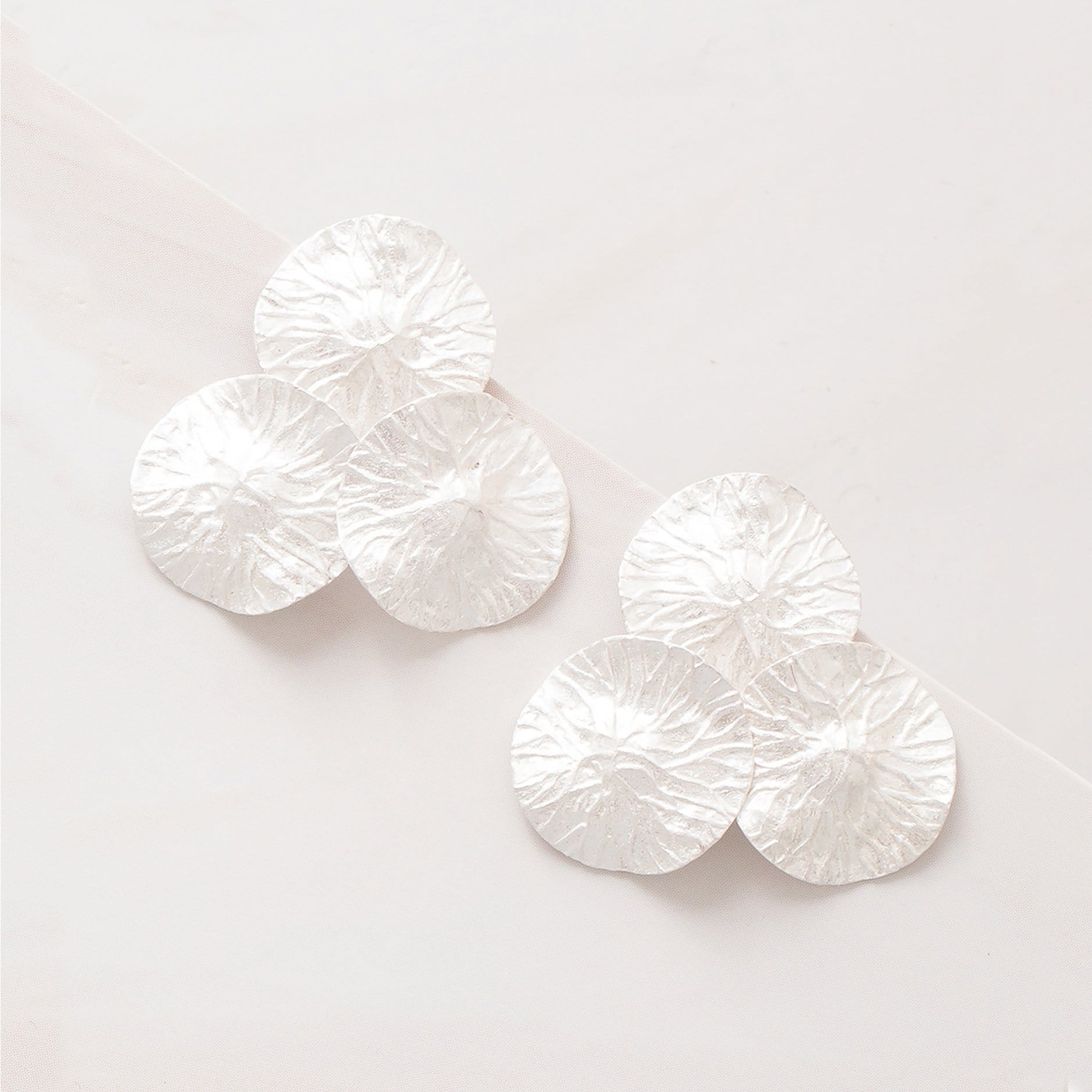 Emblem Jewelry Earrings Silver Tone Dancing Lily Pad Statement Earrings