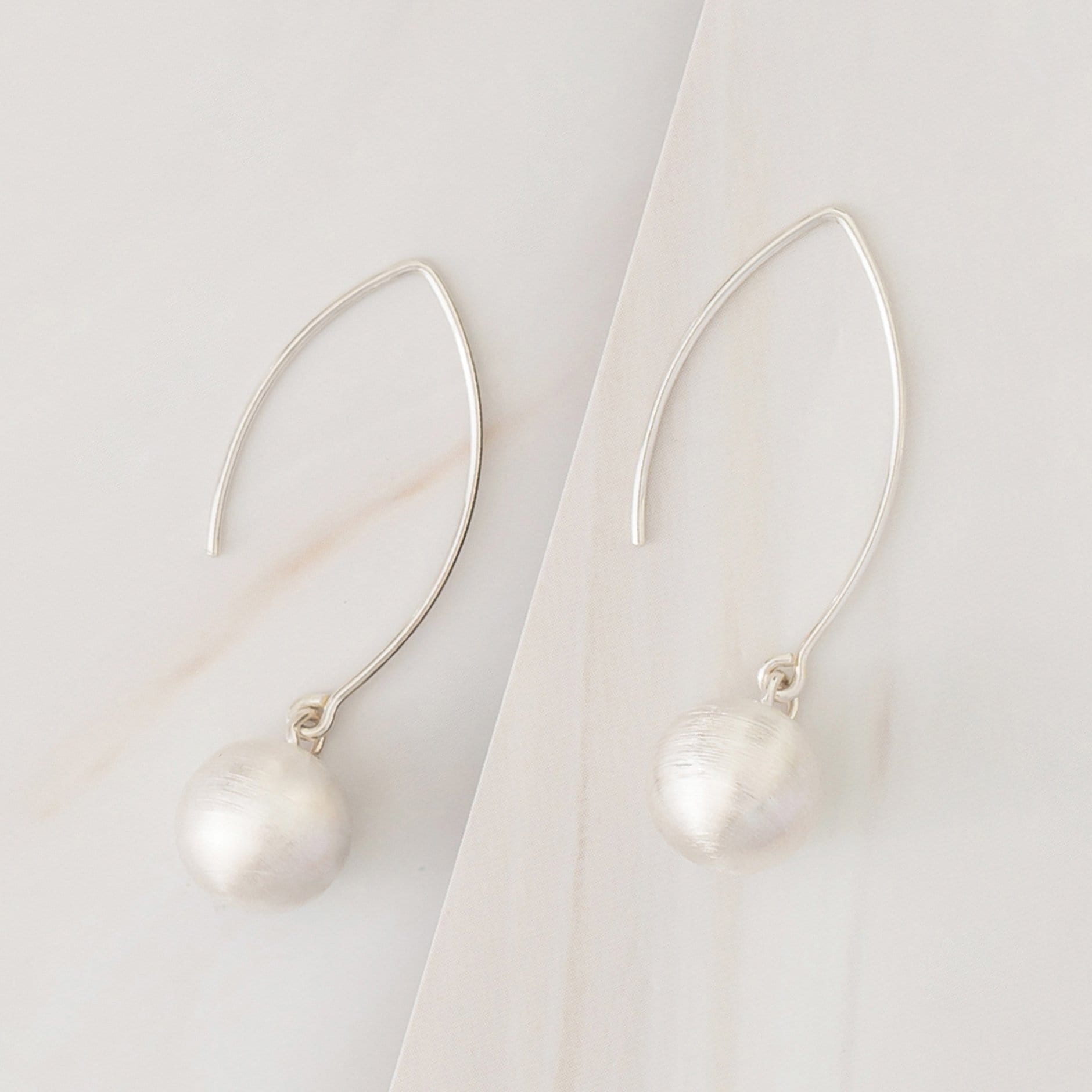 Emblem Jewelry Earrings Silver Tone / 10 mm Terrene Dancing Matte Ball Drop Earrings